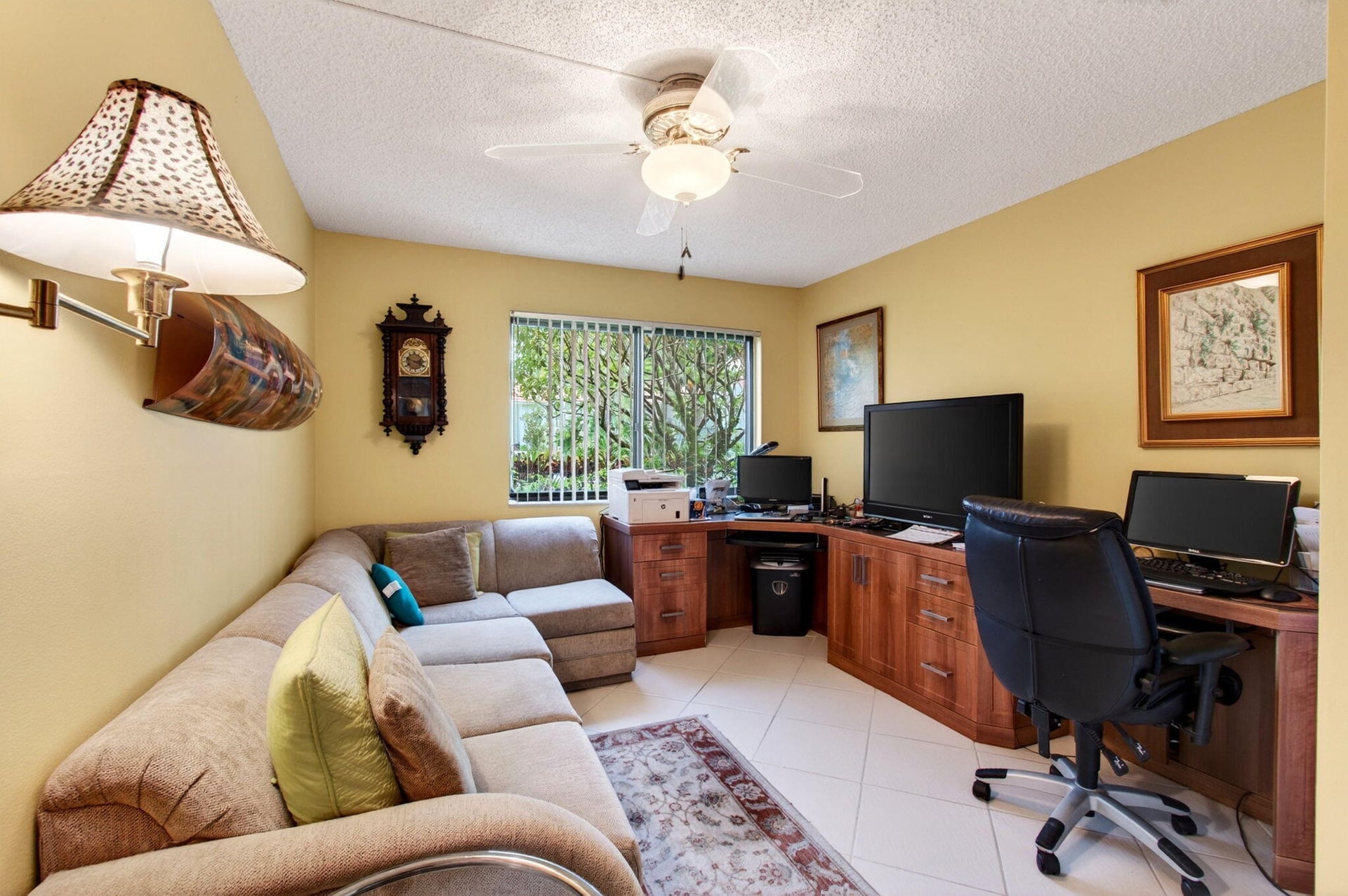 Unit 104 photo 31