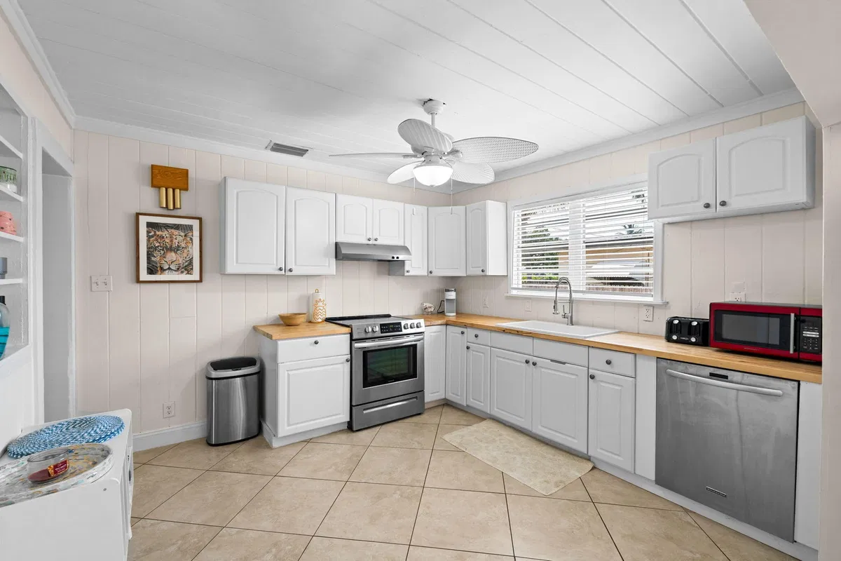 Residence photo 22