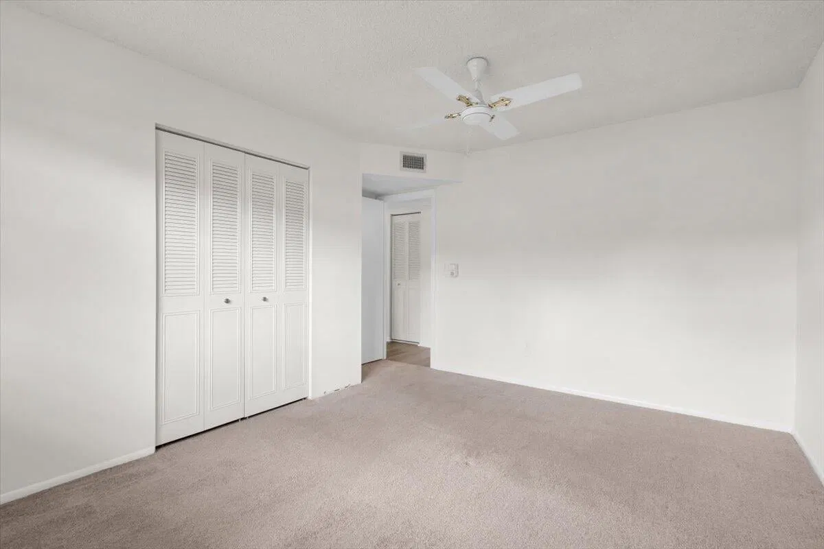 Unit 14-1 photo 28