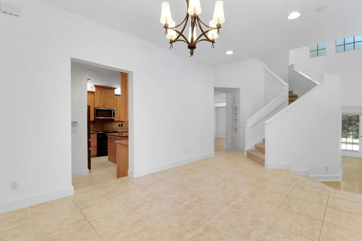  Residence photo 10