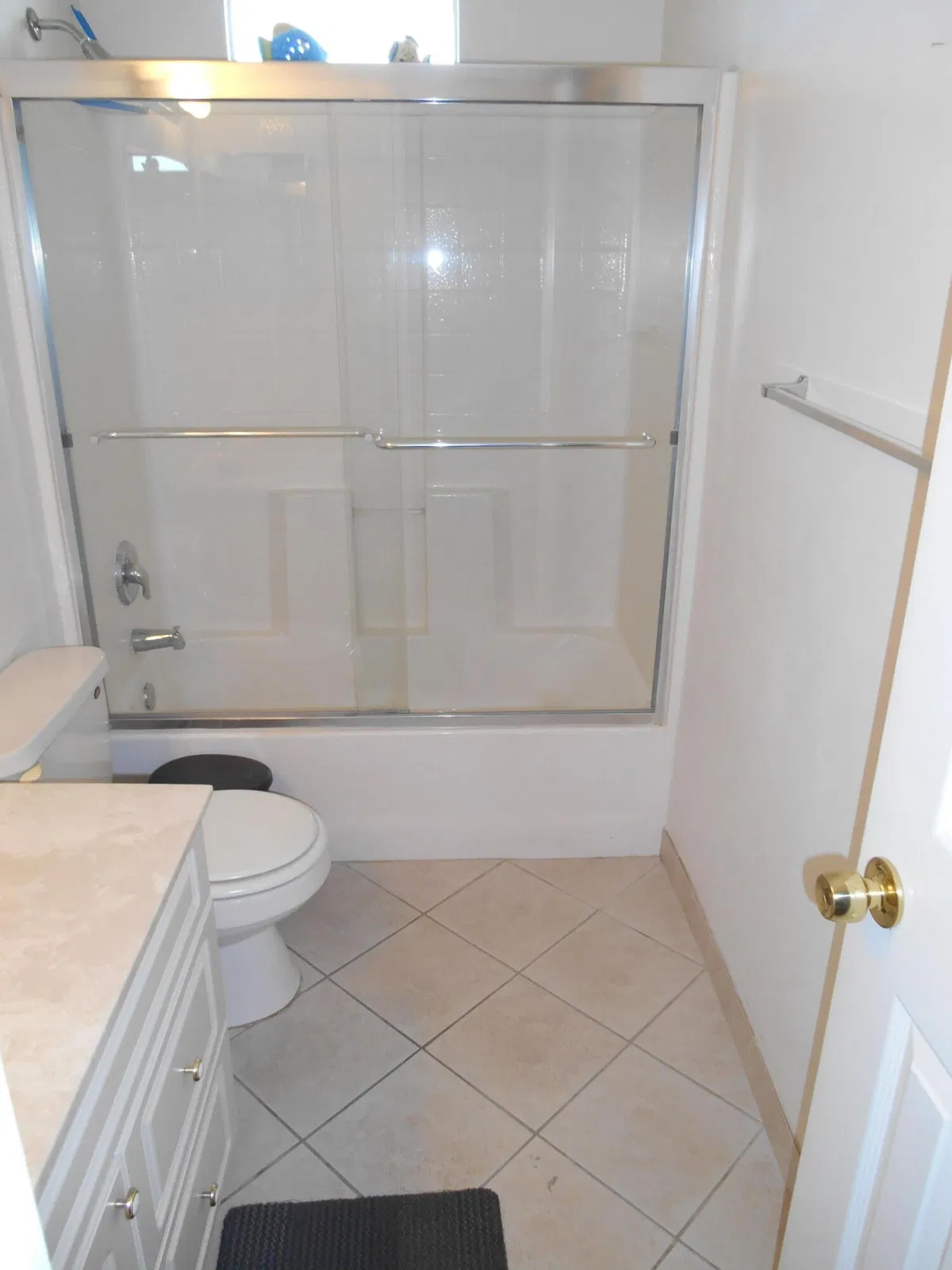 Unit 410 photo 25