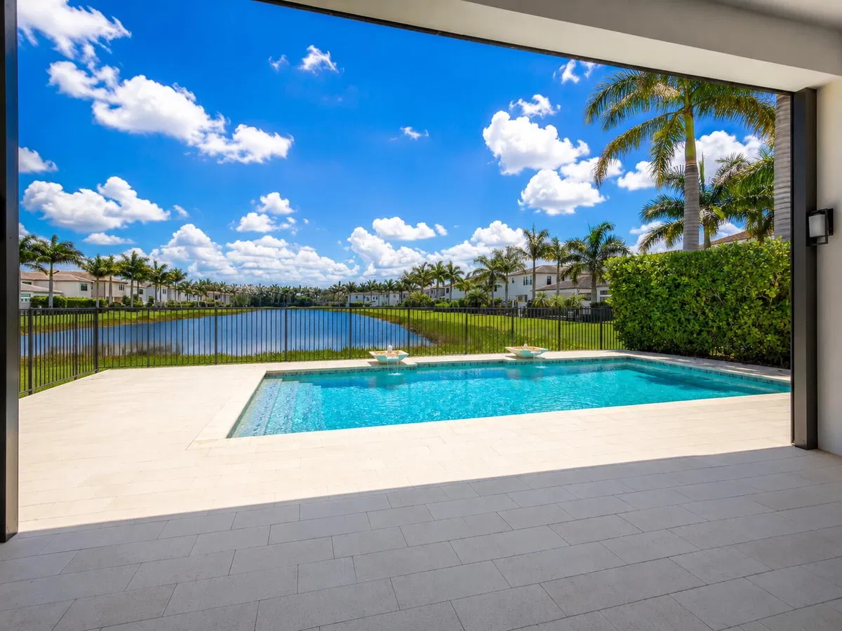 Boca Bridges Residence photo 37
