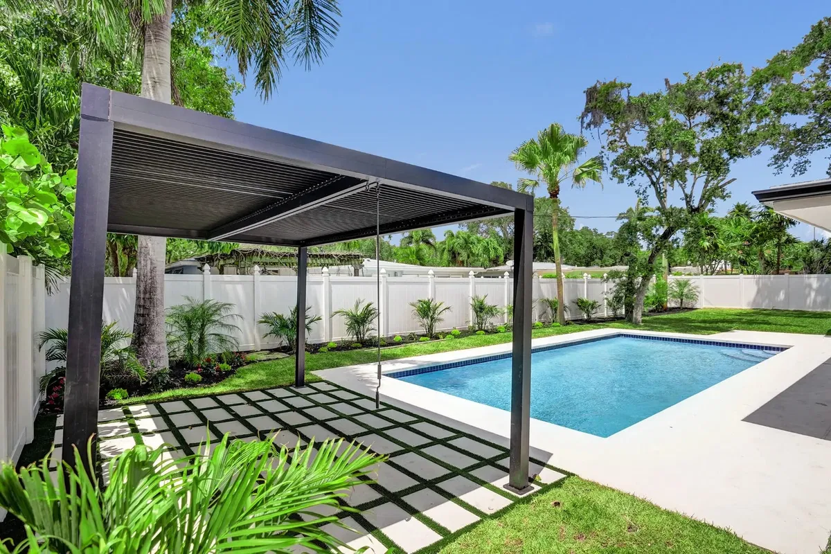 Residence photo 4