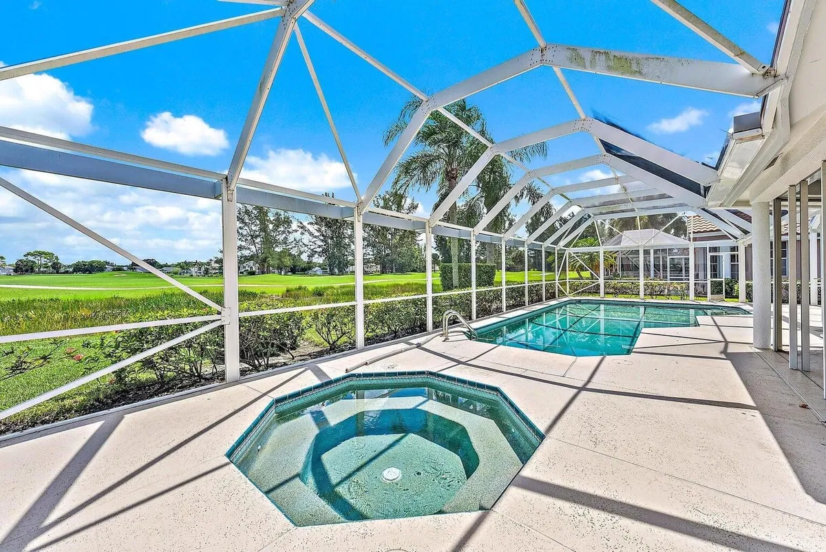 PGA National Palm Beach Gardens Residence photo 28