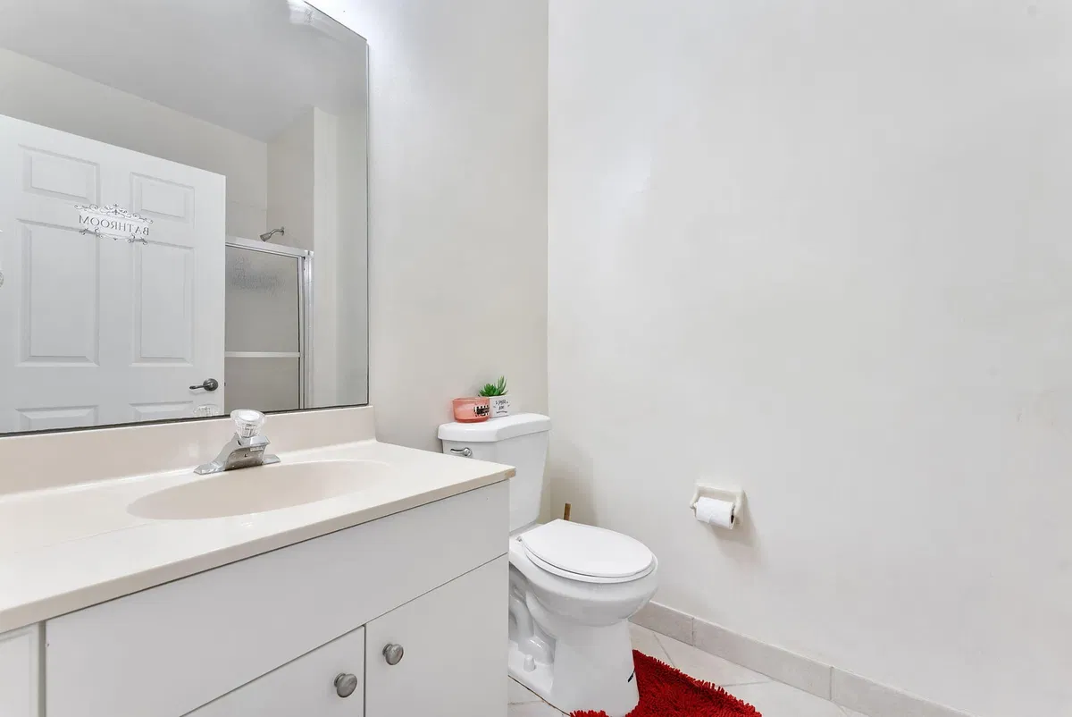 Residence photo 25