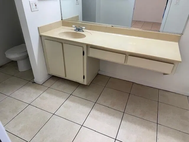 Unit N208 photo 13