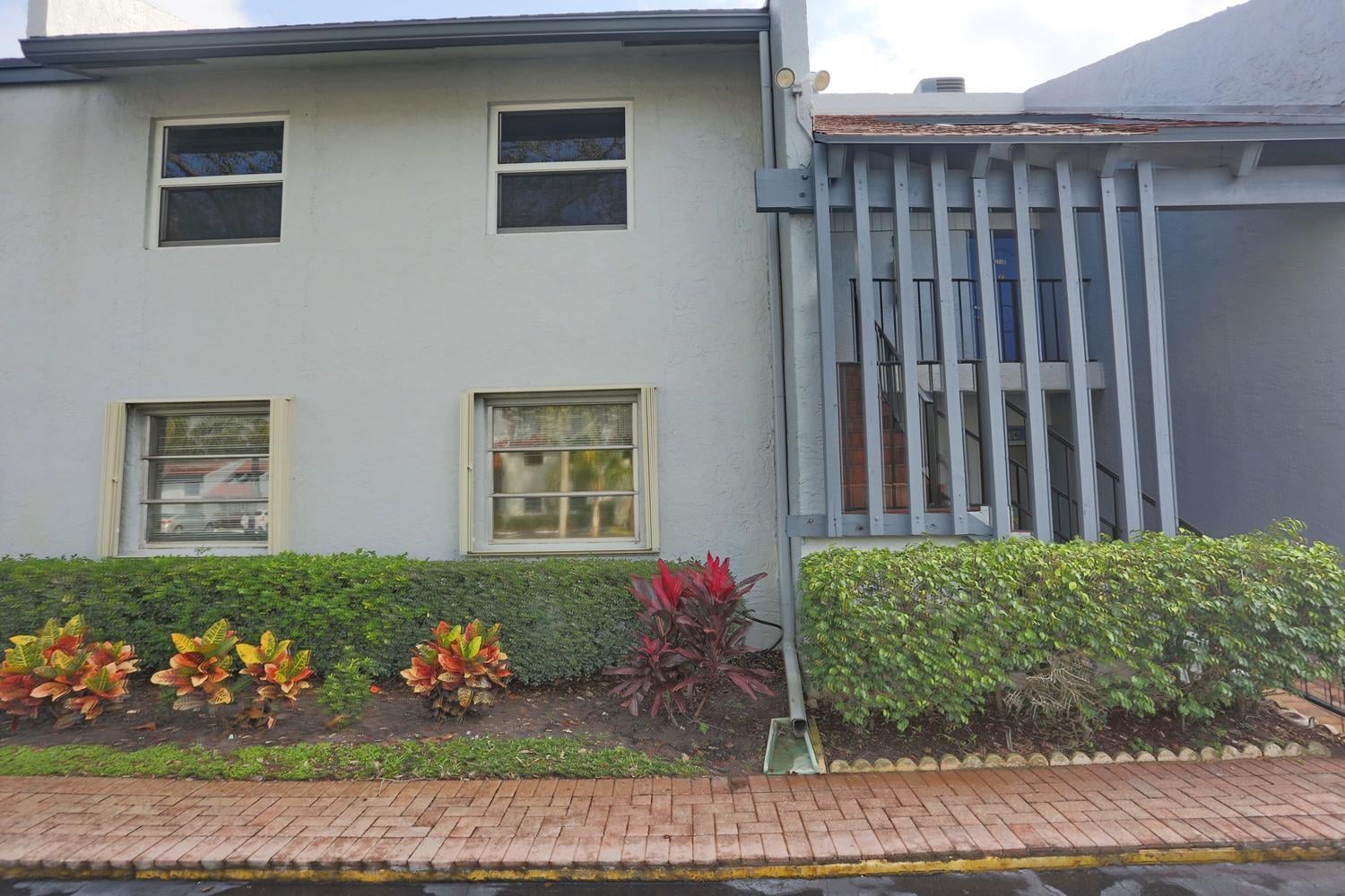  Unit 2050 photo 31