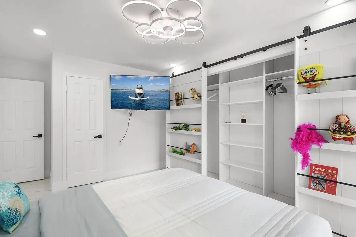 Residence photo 52