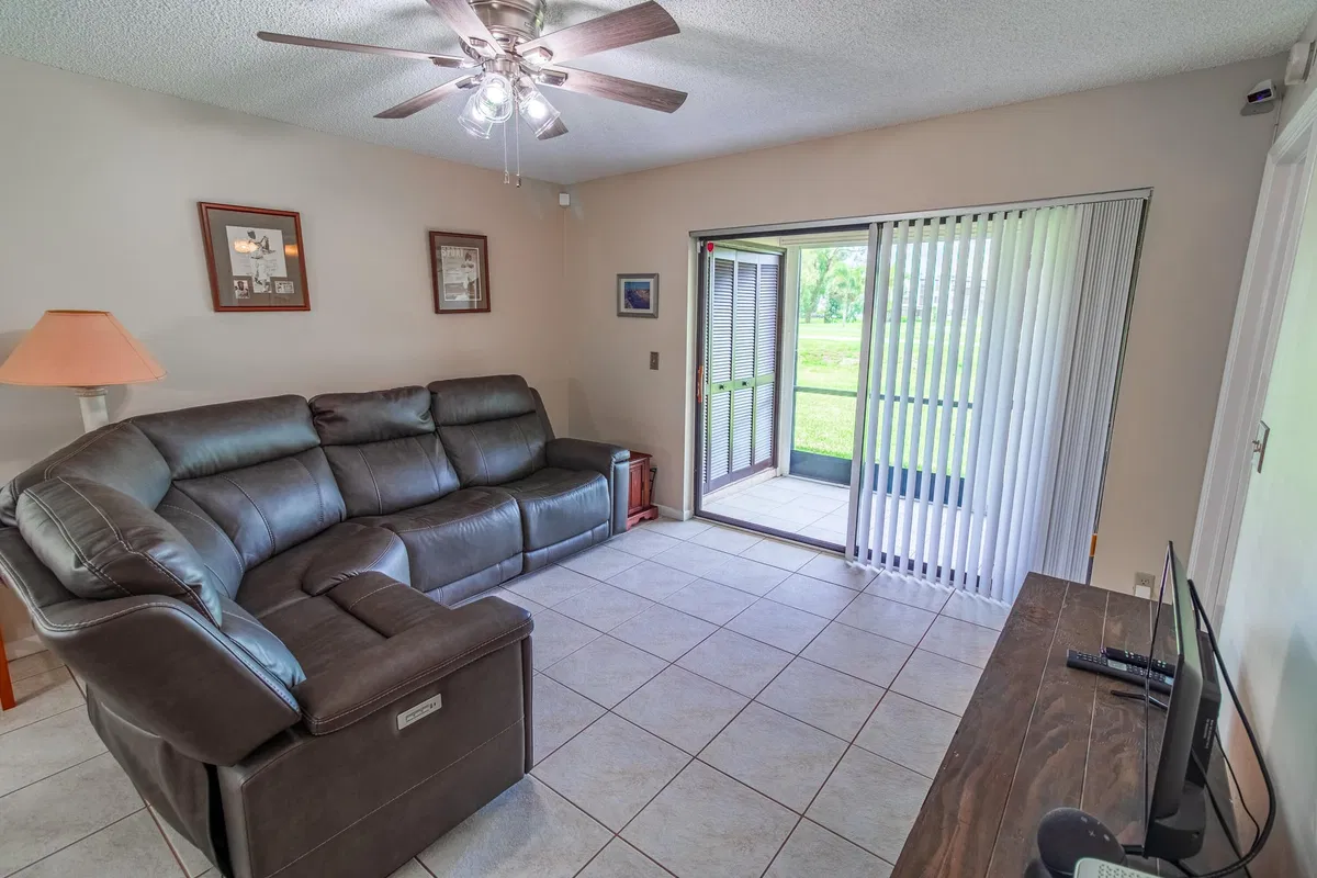 Unit 104 photo 25