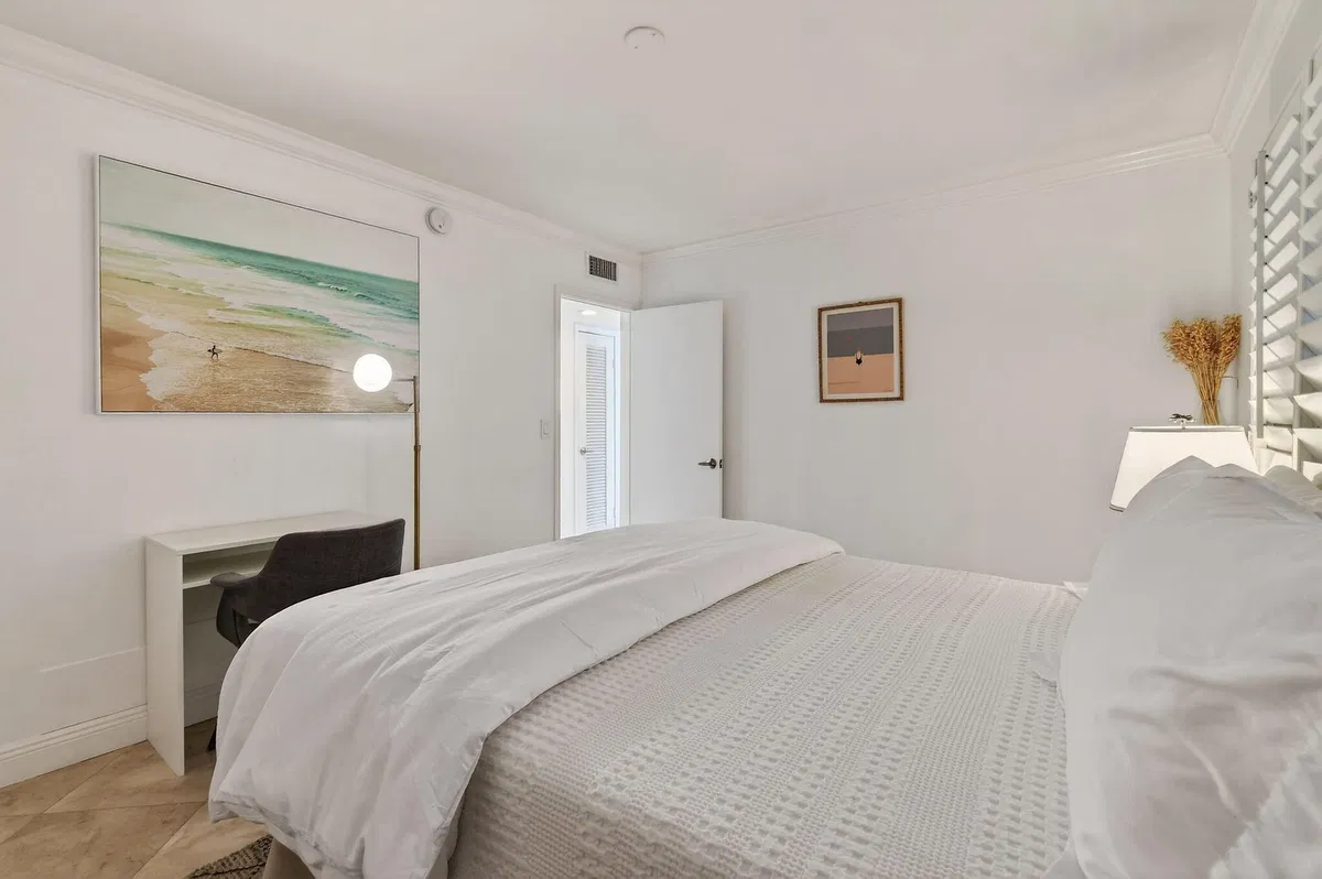 Unit 2030 photo 31