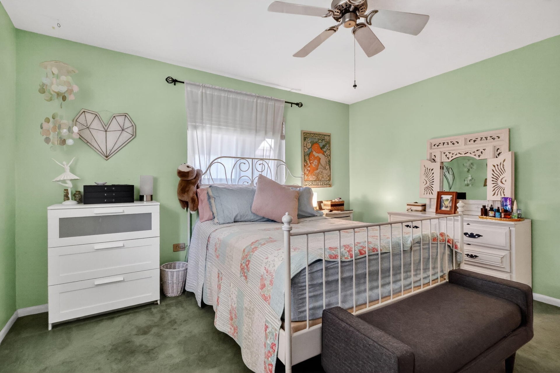 Residence photo 16