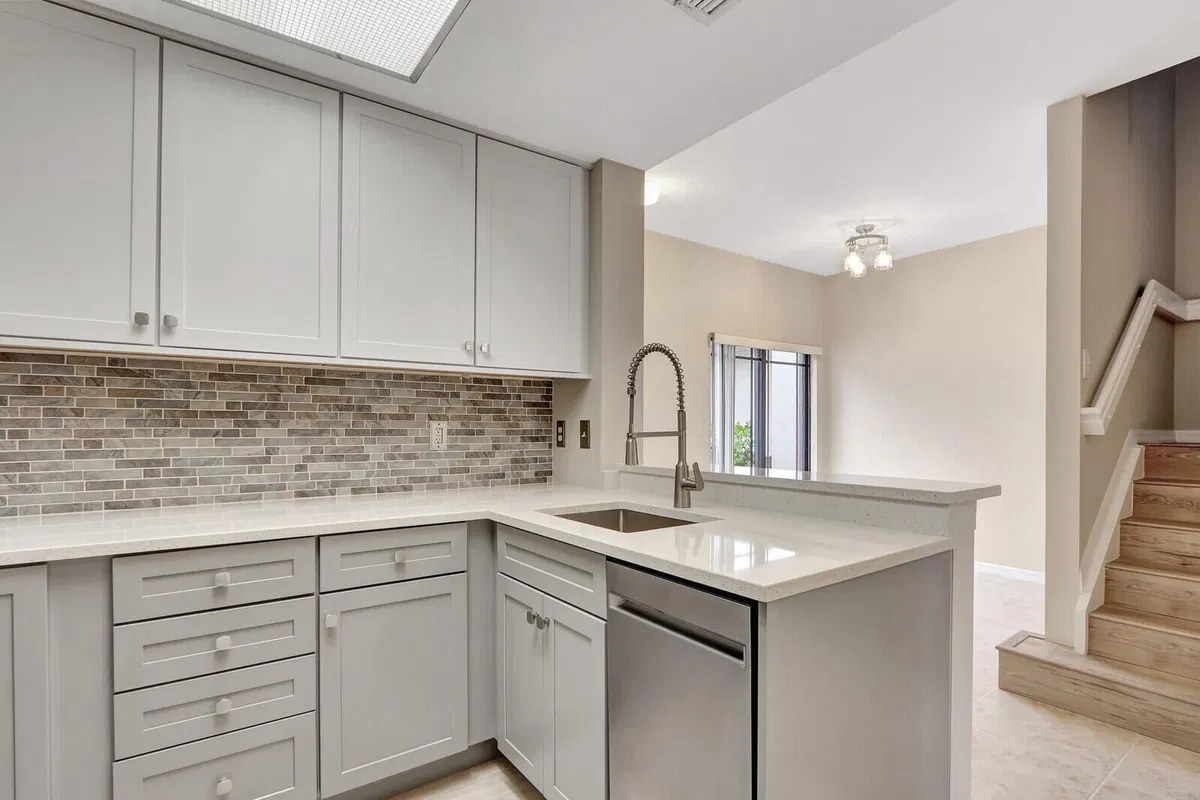  Unit 113 photo 10