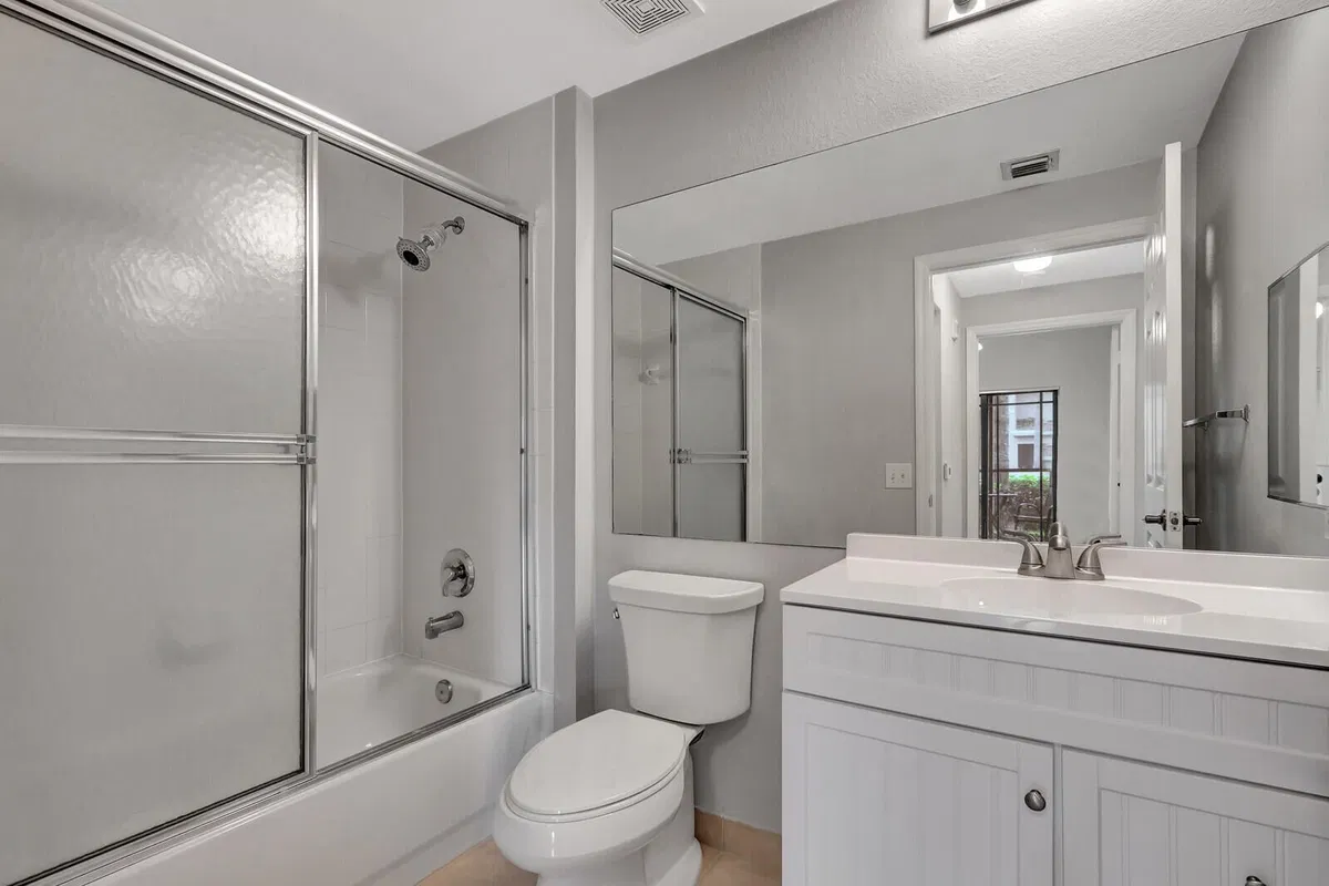  Unit 113 photo 16