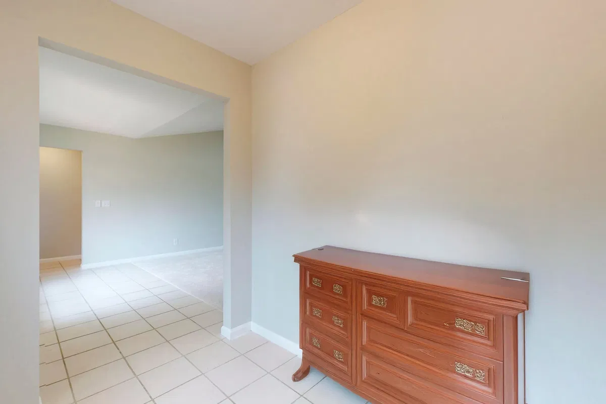 Residence photo 52