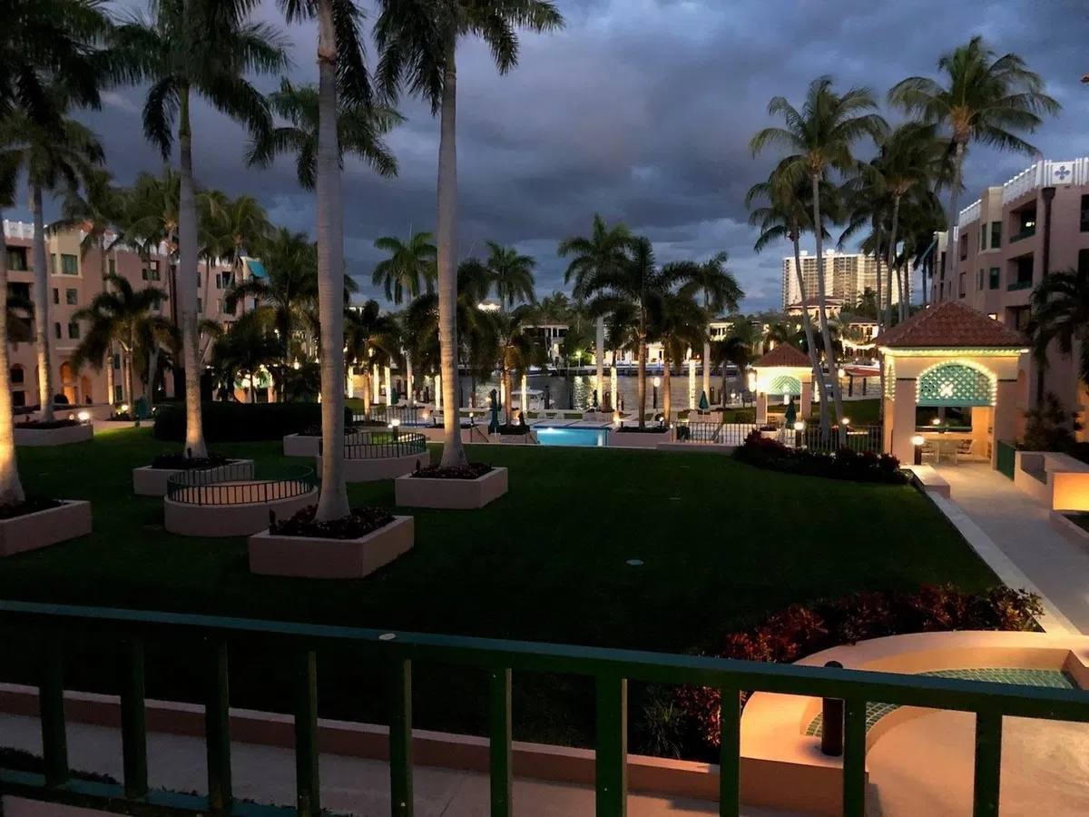 Boca Raton Unit 321 photo 25