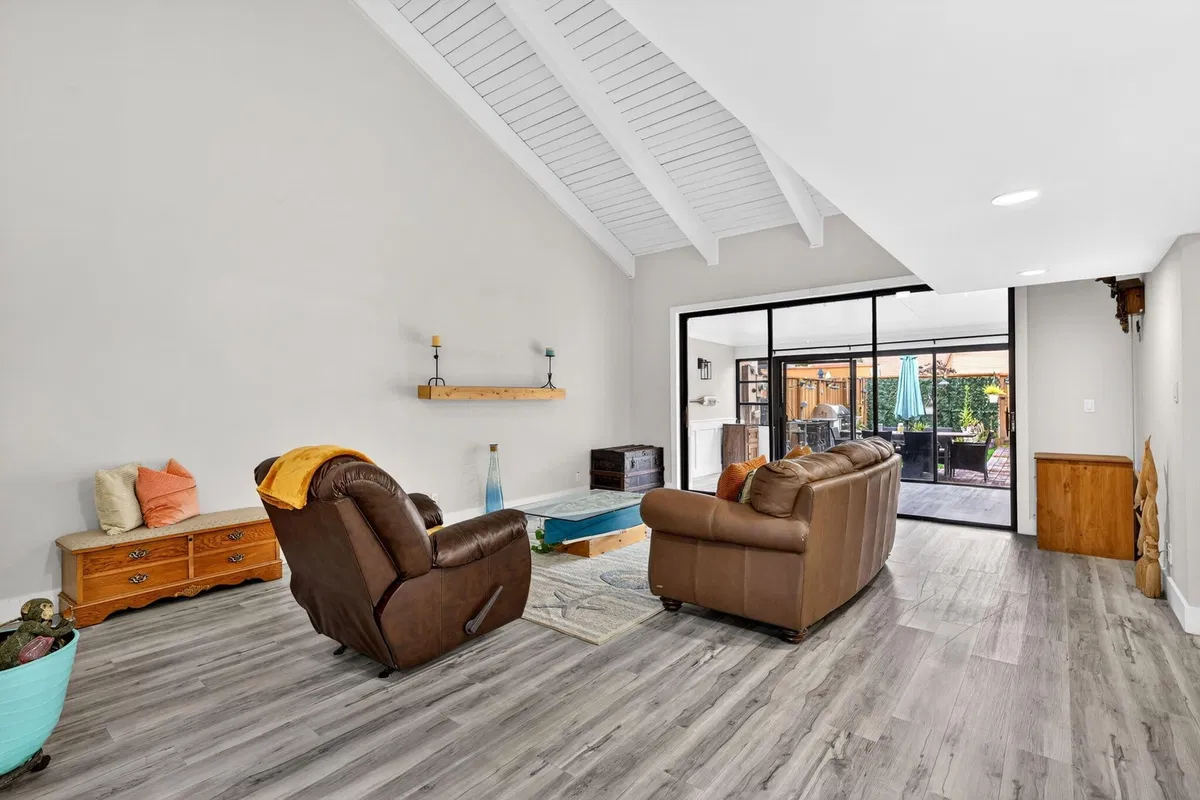 Residence photo 7