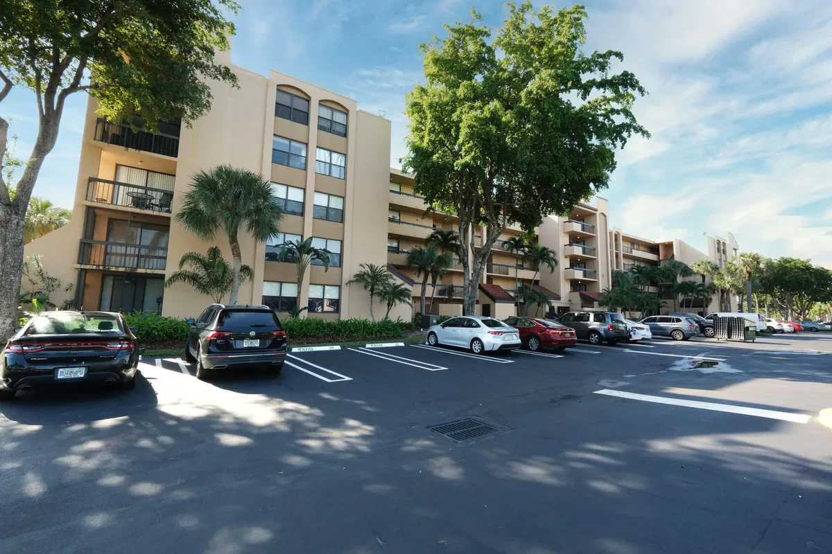 Unit 6509 photo 28