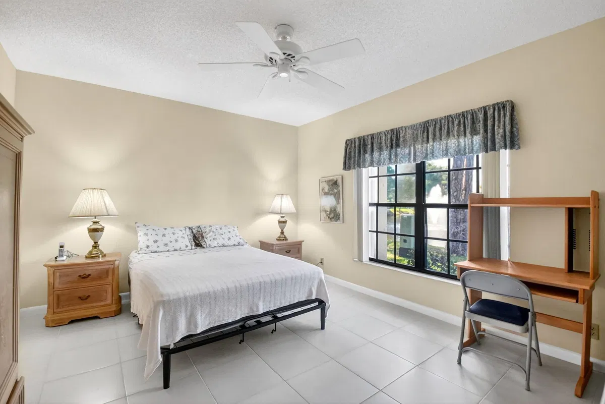 Residence photo 28