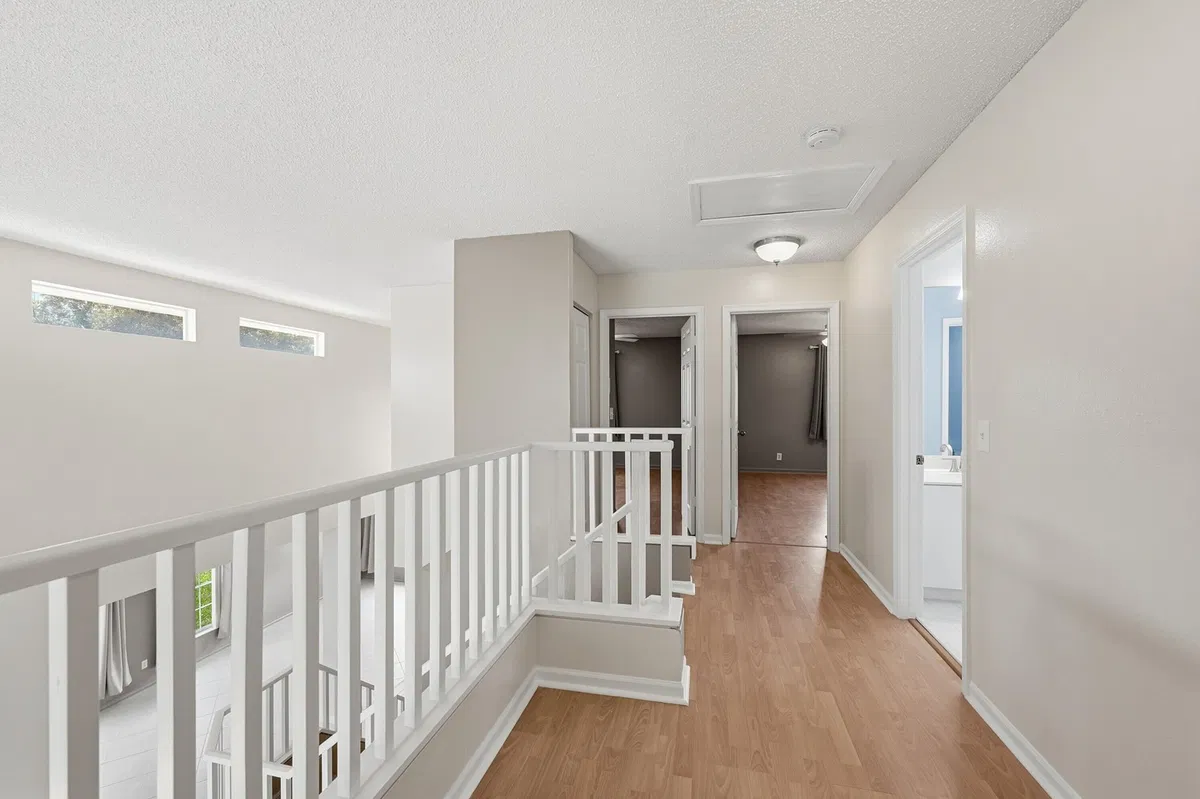 Residence photo 28