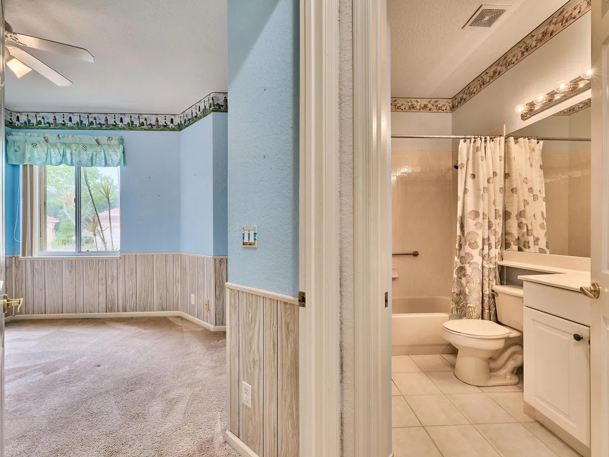 Residence photo 19