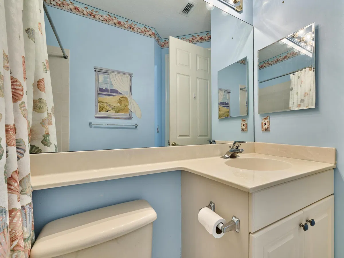Residence photo 25