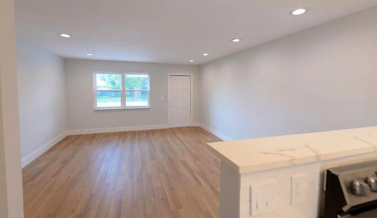 Residence photo 16