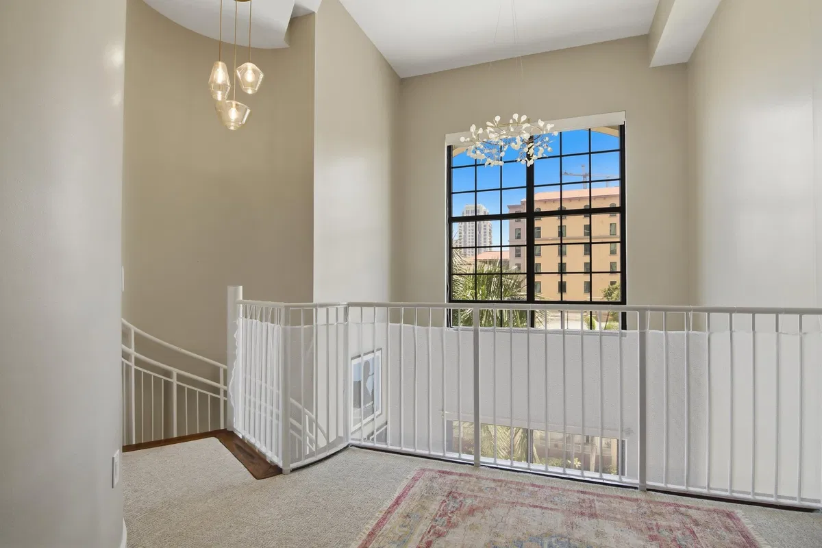 One City Plaza Unit 206 photo 10