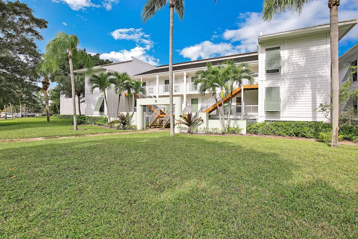 PGA National Palm Beach Gardens Residence photo 13