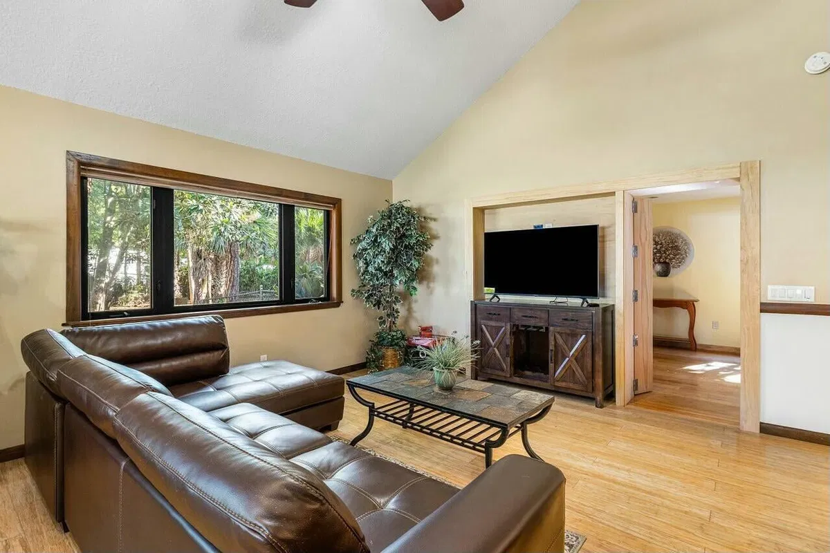  Residence photo 10