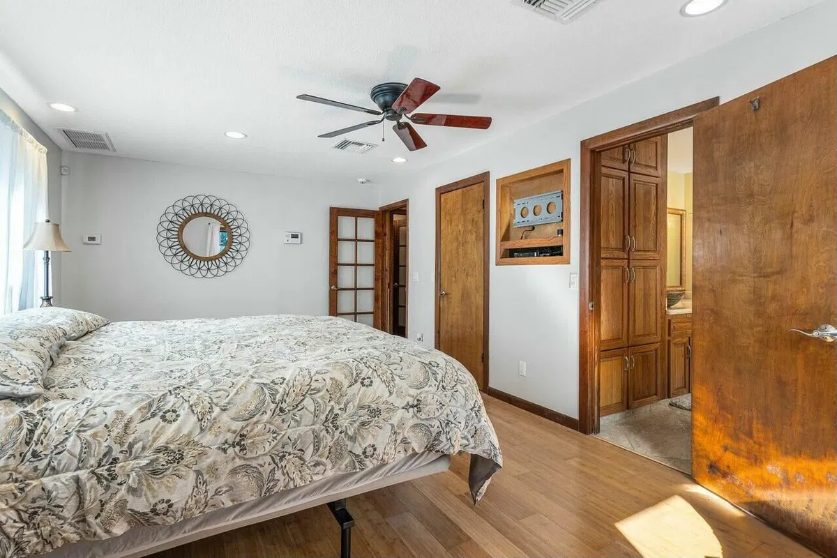  Residence photo 22