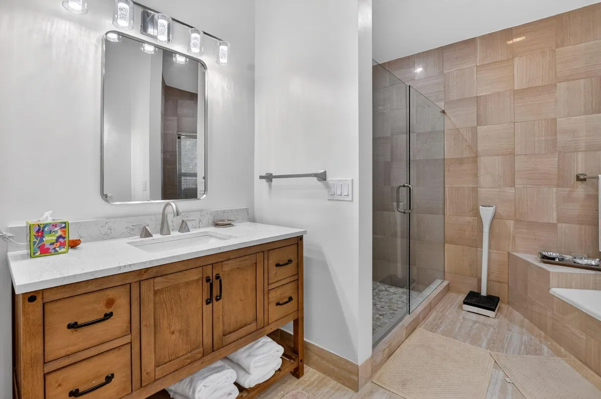 Residence photo 31