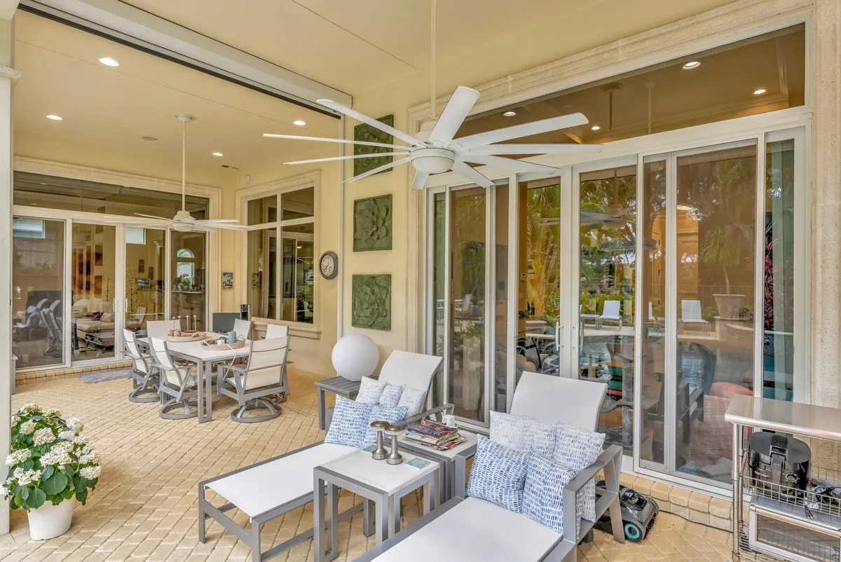 Old Palm Golf Club Residence photo 31