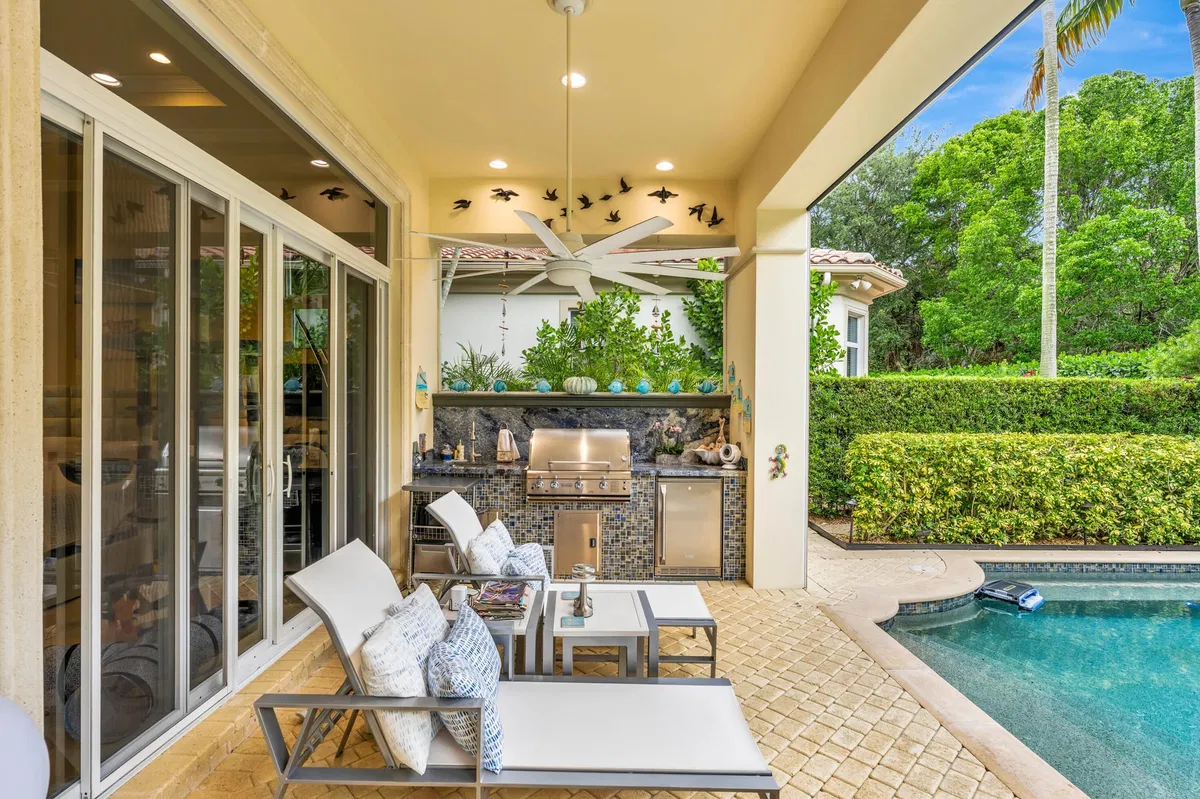 Old Palm Golf Club Residence photo 34