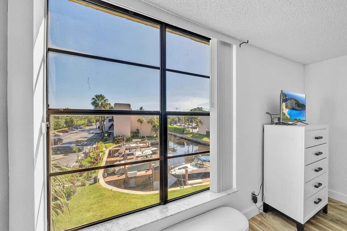 Boca Raton Unit 3010 photo 31