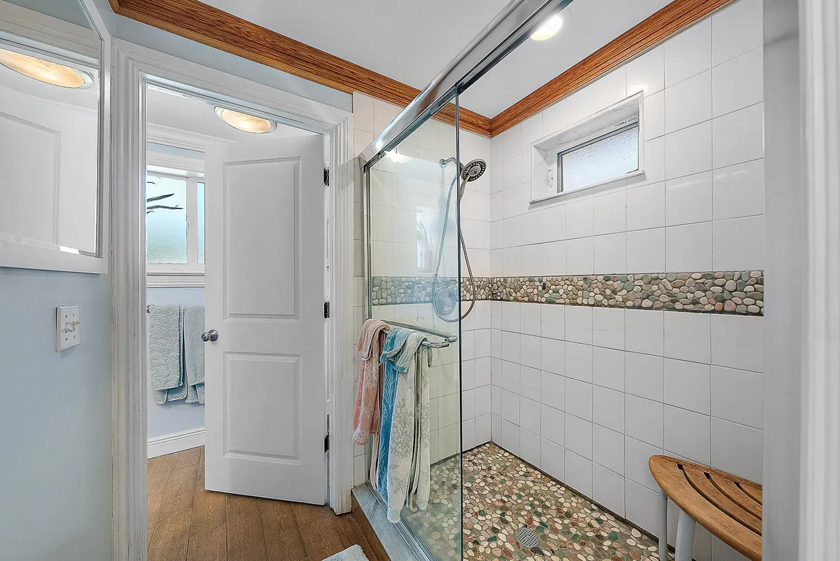 Residence photo 37