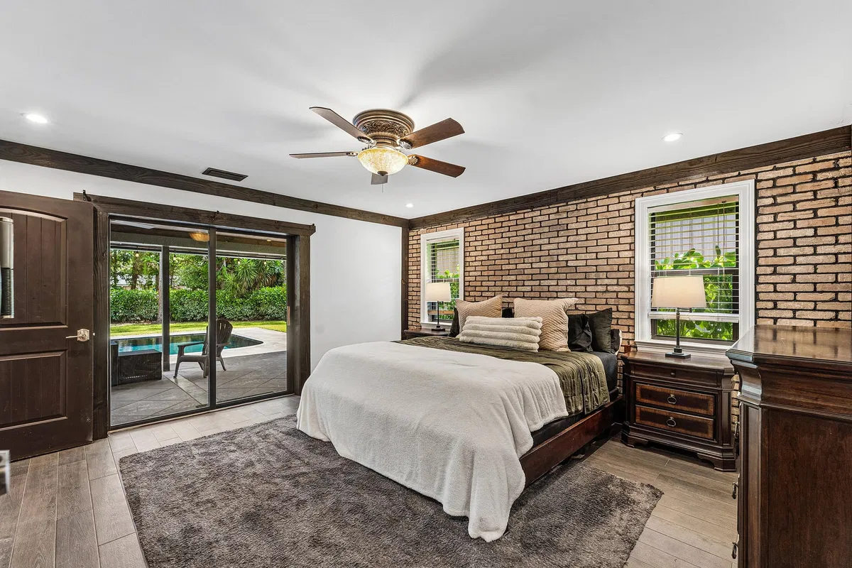 Residence photo 31