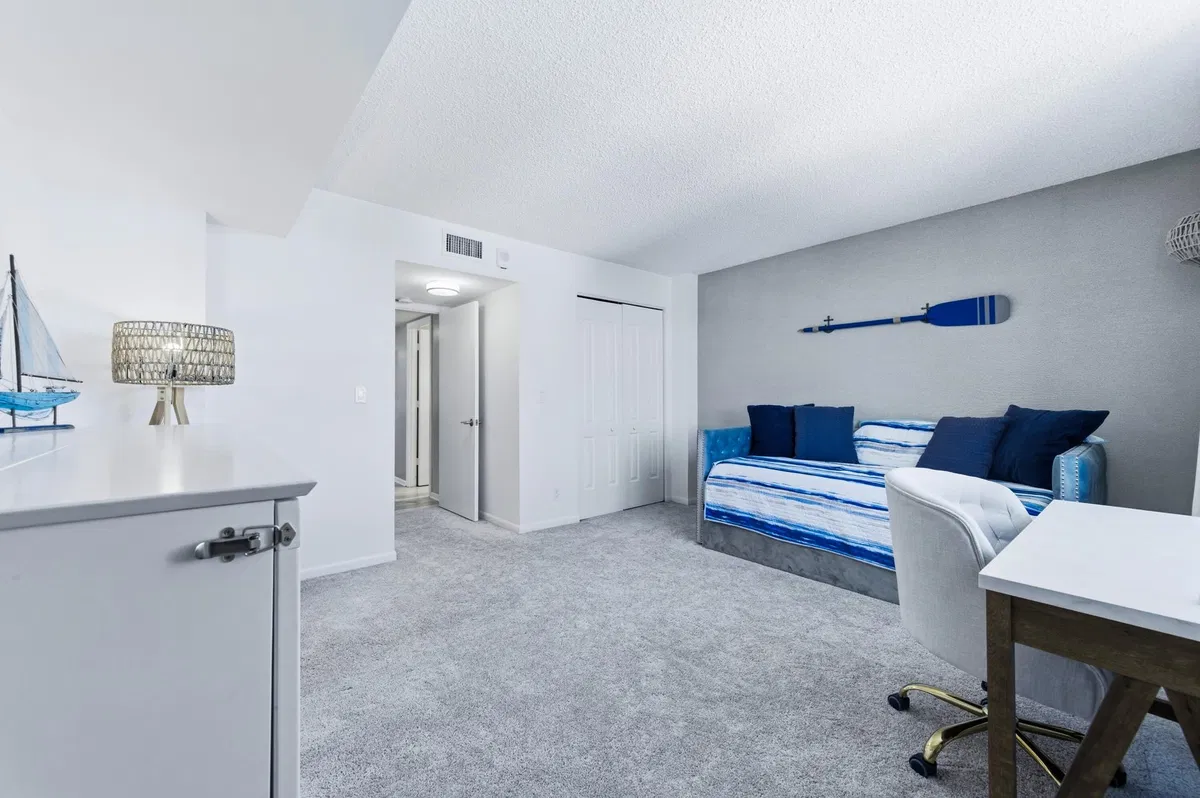Singer Island Unit 1207 photo 16