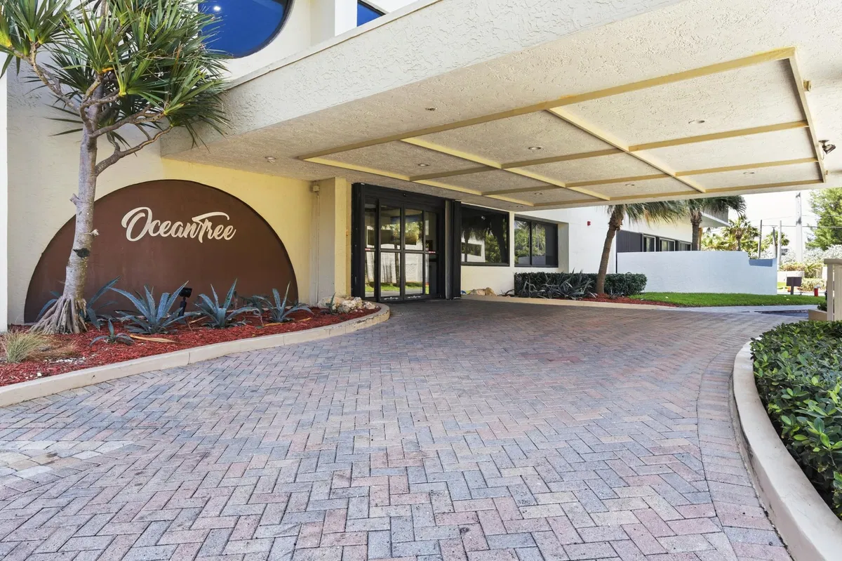 Singer Island Unit 1207 photo 37