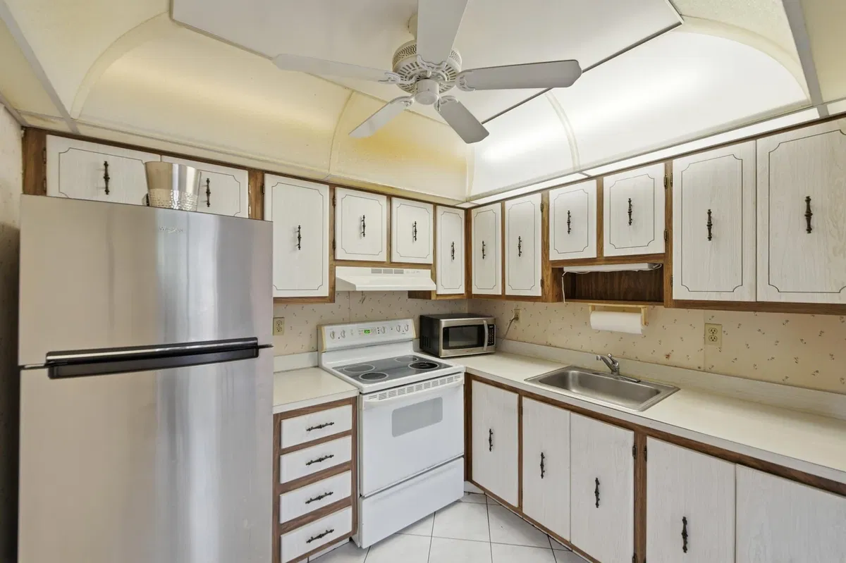  Residence photo 13