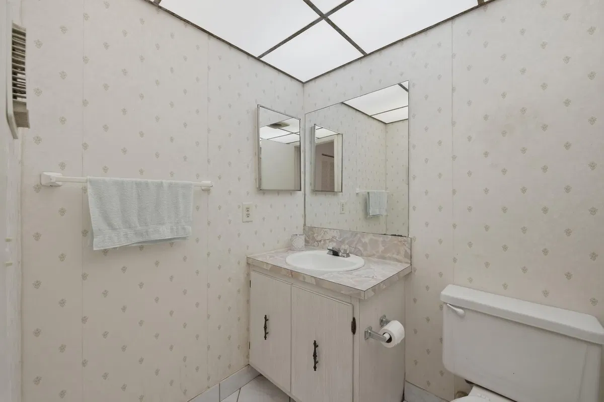  Residence photo 19