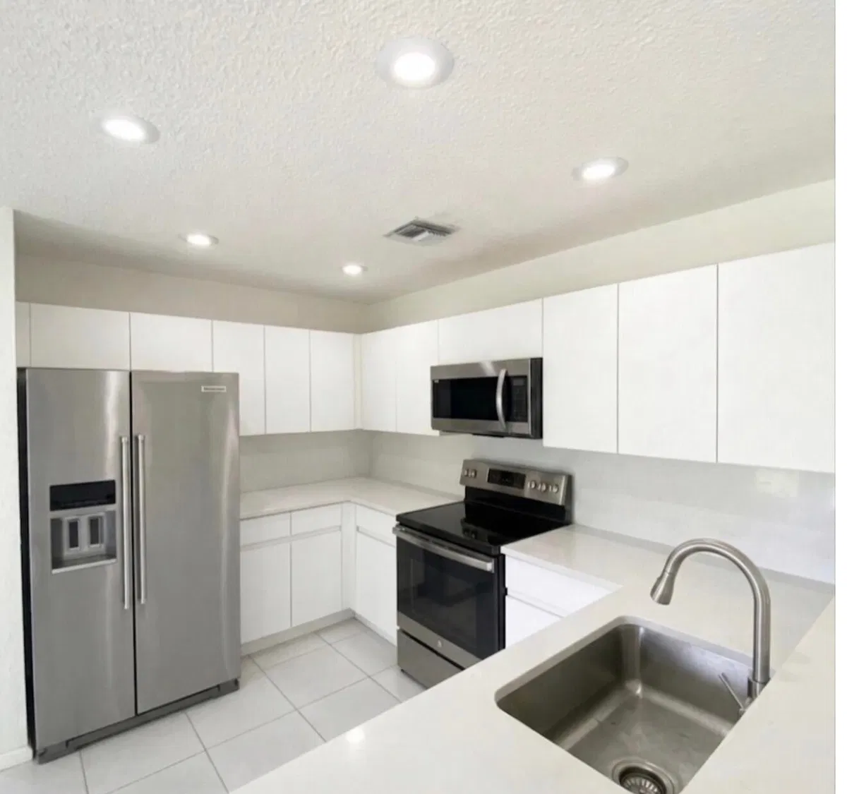 Residence photo 4