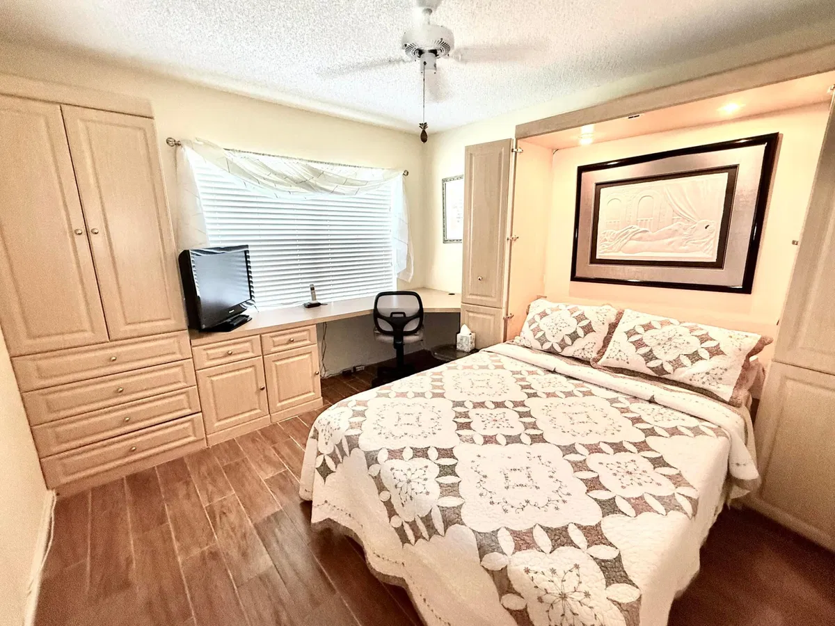  Residence photo 19