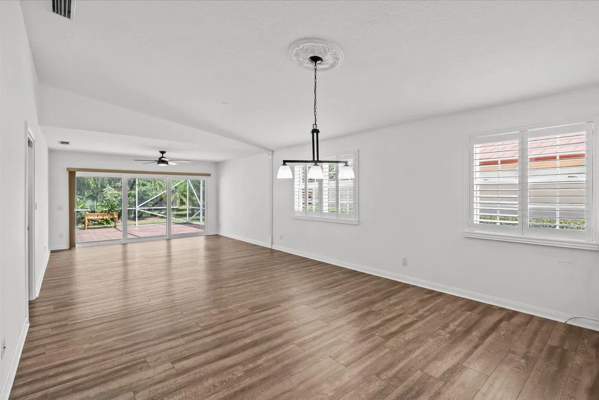 Residence photo 10