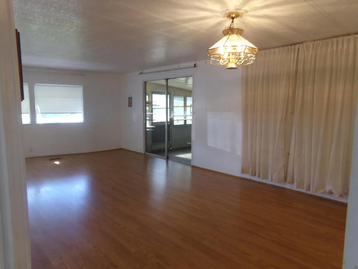  Residence photo 13