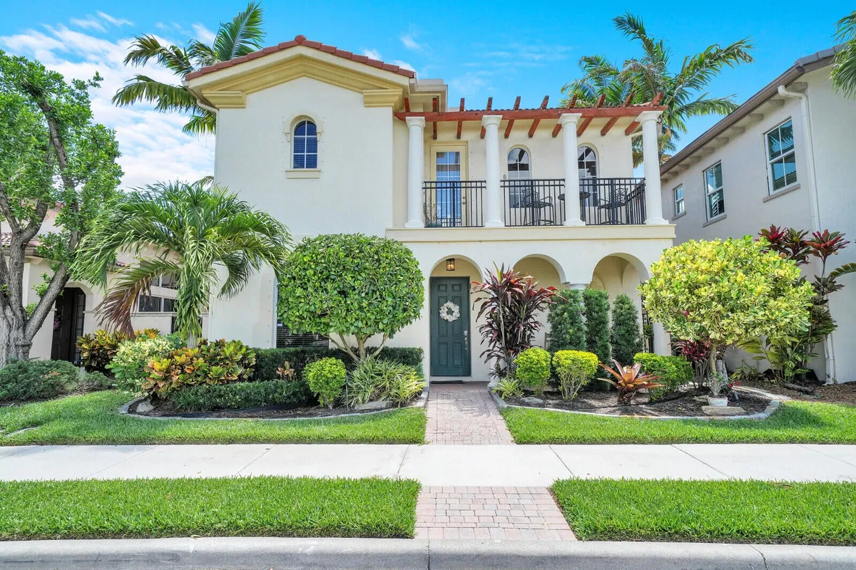 Evergrene Palm Beach Gardens Residence