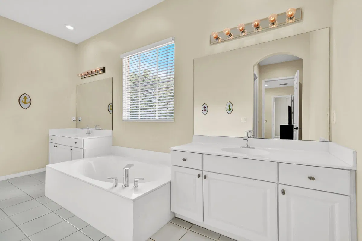 Evergrene Palm Beach Gardens Residence photo 31
