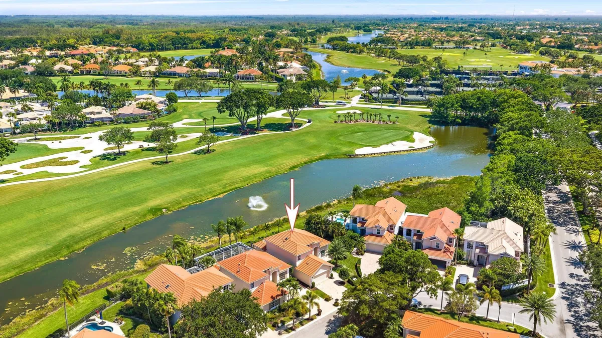 Ibis Golf & Country Club Residence