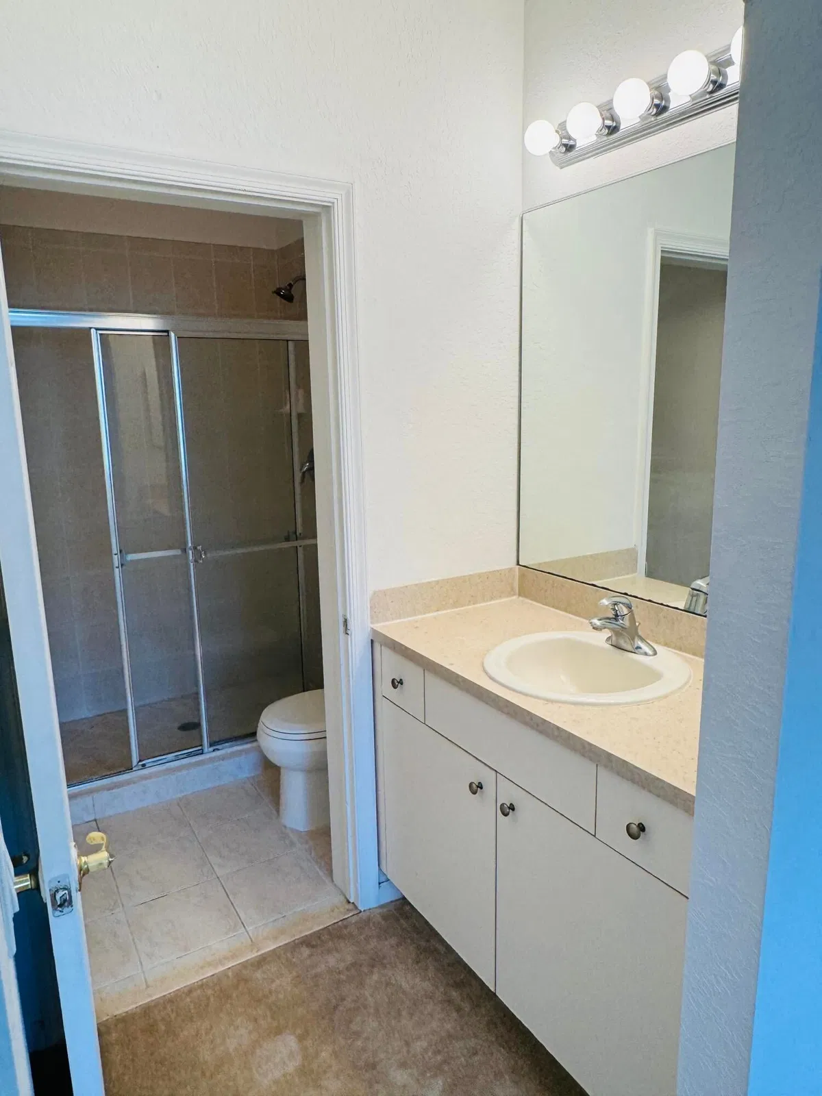 Unit 1909 photo 10