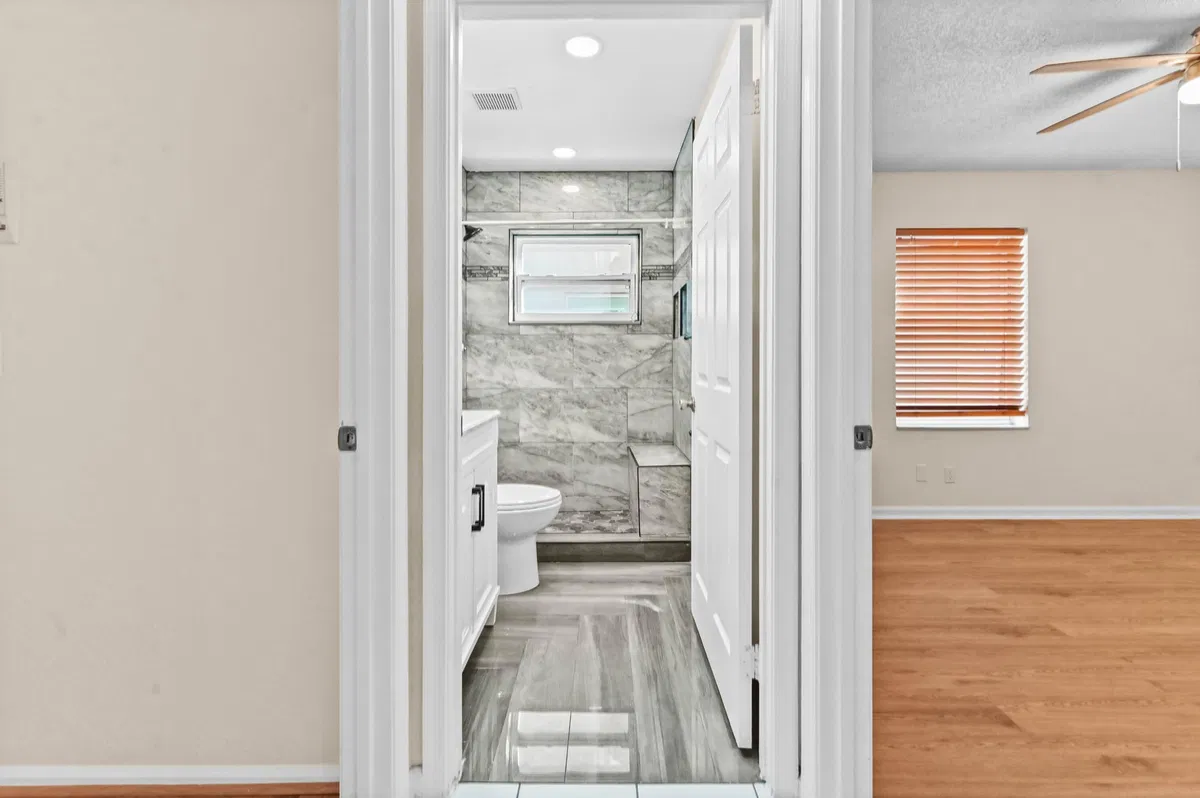 Residence photo 19