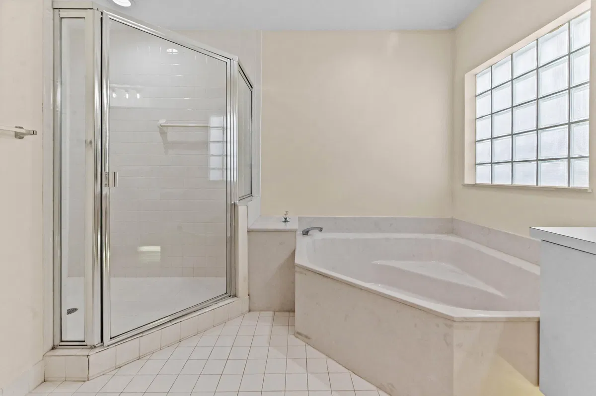 Residence photo 28